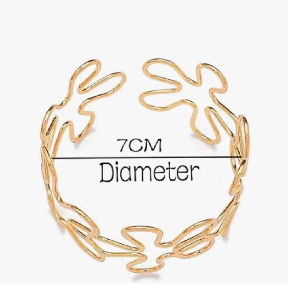 ✨ ZARA Flower Gold Bracelet✨